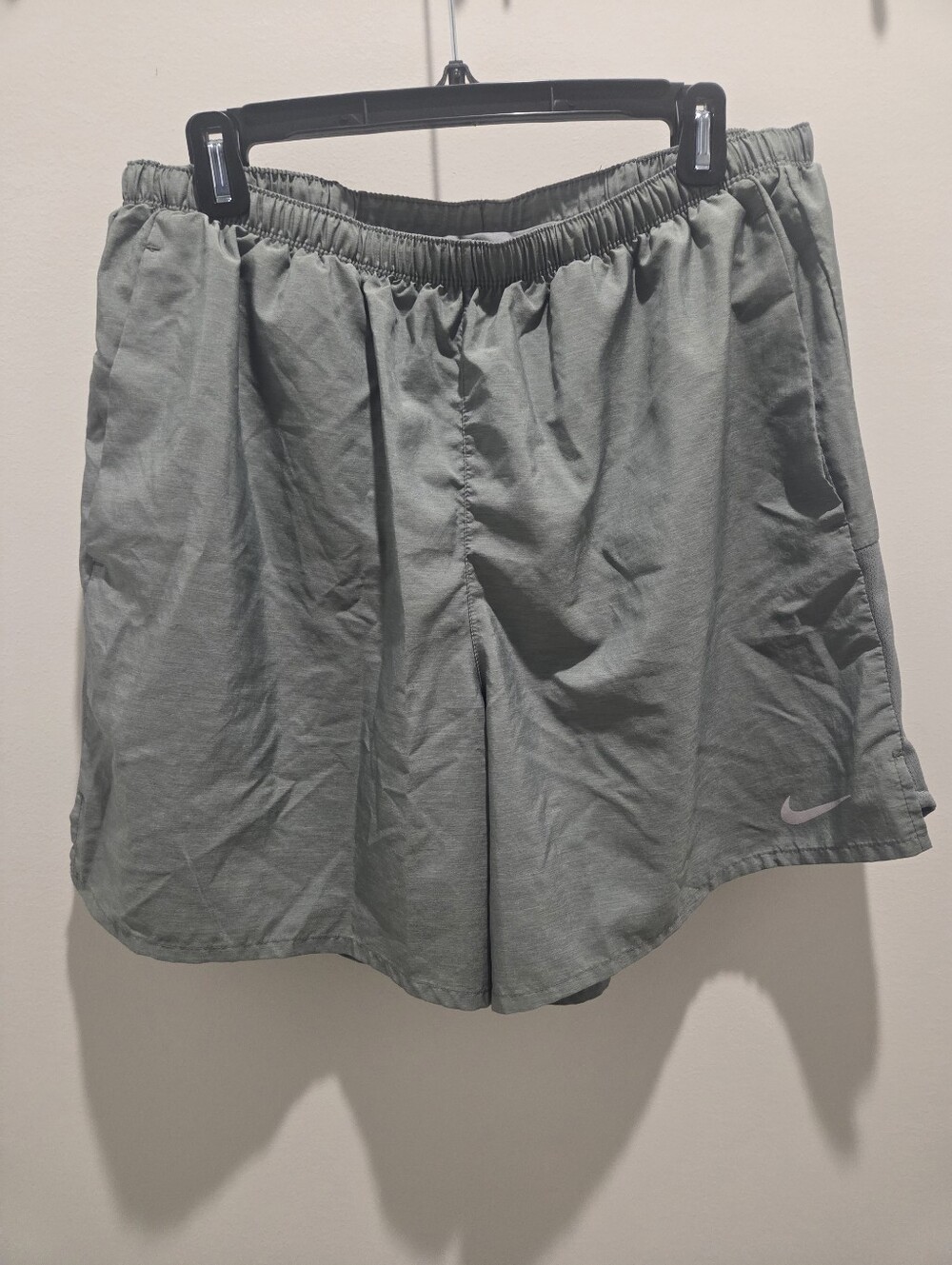 Mens NIKE Drifit Shorts XXL